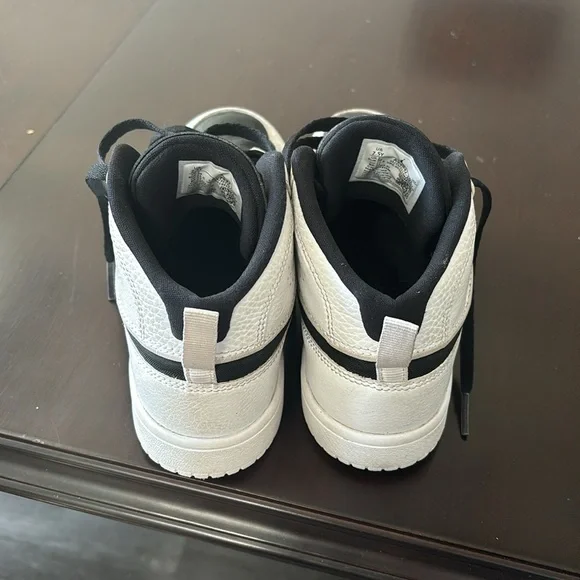 Kids Unisex Jumpman Jordan’s size 2.5 - Picture 5 of 7